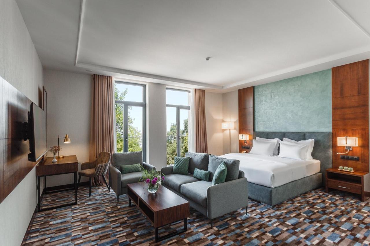 Ateca Hotel Suites ทาชเคนต์ ภายนอก รูปภาพ